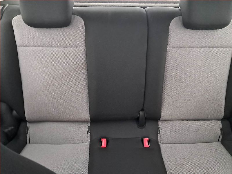 Škoda Citigo (2012) Ambition 1.0 MPI, ČR,1.maj - fotka 10 z 15