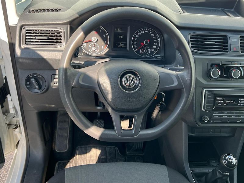 Volkswagen Caddy 1,4 TSi 92kW skříň MAXI - fotka 14 z 22