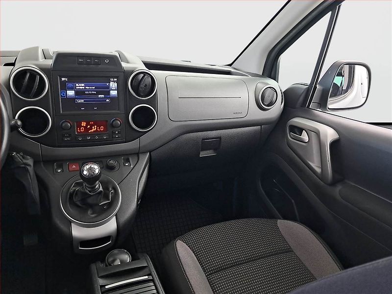 Peugeot Partner (2017) Outdoor 1.6 BlueHDi, 5Míst, ČR - fotka 8 z 14