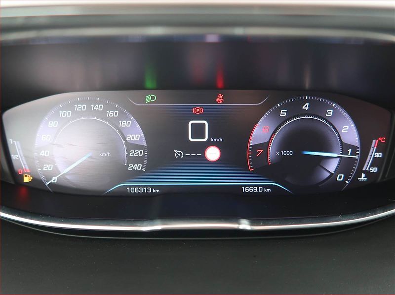 Peugeot 5008 (2019) Allure PureTech 130, 7 míst - fotka 11 z 22