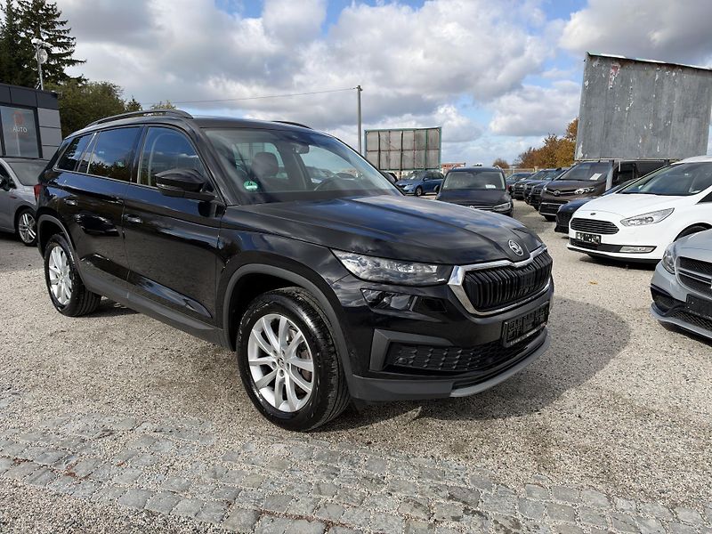 Škoda Kodiaq (2023) 2.0 TDI 110 KW DSG  - fotka 2 z 45