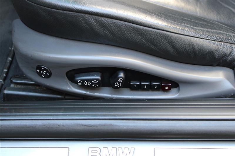 BMW Řada 6 645i LPG / CABRIO / M-PAKET - fotka 15 z 41