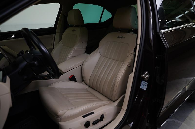 Škoda Superb - fotka 11 z 35