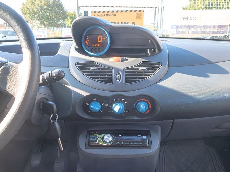 Renault Twingo (2012) 1.2i 55KW - TREND - fotka 19 z 40