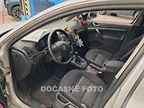 Škoda Octavia (2007) 2.0 TDi, xenon, autoAC - náhled 1
