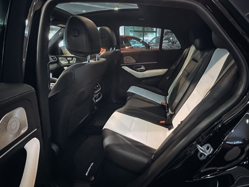 Mercedes-Benz GLE 400d 4M AMG - fotka 3 z 4