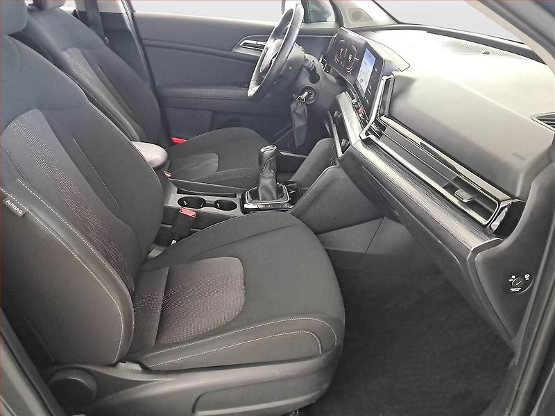 Kia Sportage (2023) 1.6 T-GDI - fotka 9 z 18