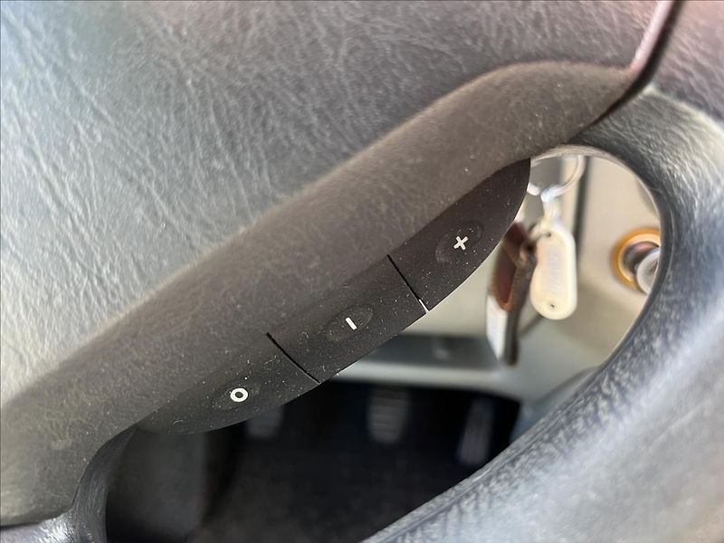 Opel Vivaro 2,5 CDTi 9.MÍST ROZVODY TAŽNÉ - fotka 20 z 37