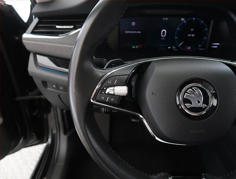 Škoda Octavia (2022) 2.0 TDI, Automat, ČR,1.maj - fotka 23 z 28