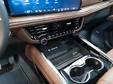Chevrolet Tahoe (2026) 6.2 V8 High Country - náhled 32