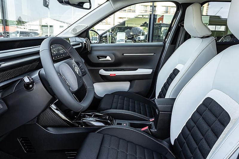 Citroën C3 Aircross (2026) 1,2 MAX Hybrid Automat+ ZIMA - fotka 10 z 18