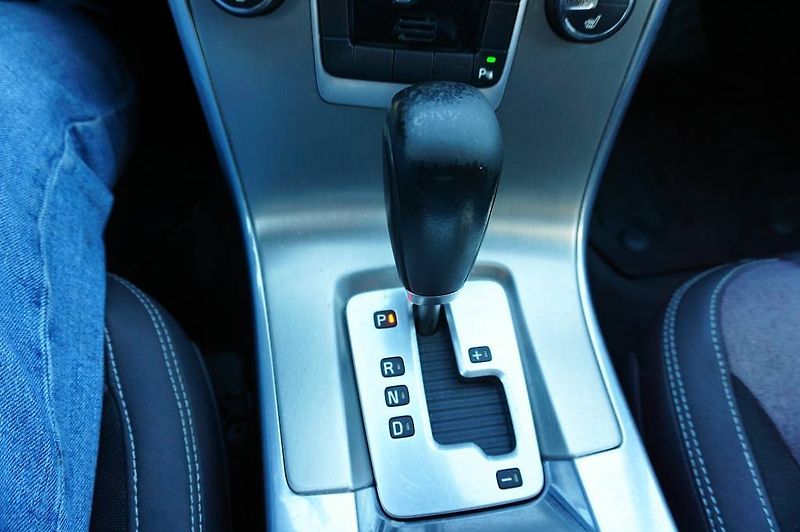 Volvo XC60 (2012) 2,0 D3 120 kW - fotka 26 z 35