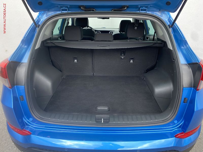 Hyundai Tucson (2016) 1.7 CRDi 2WD, ČR, Trikolor - fotka 7 z 16
