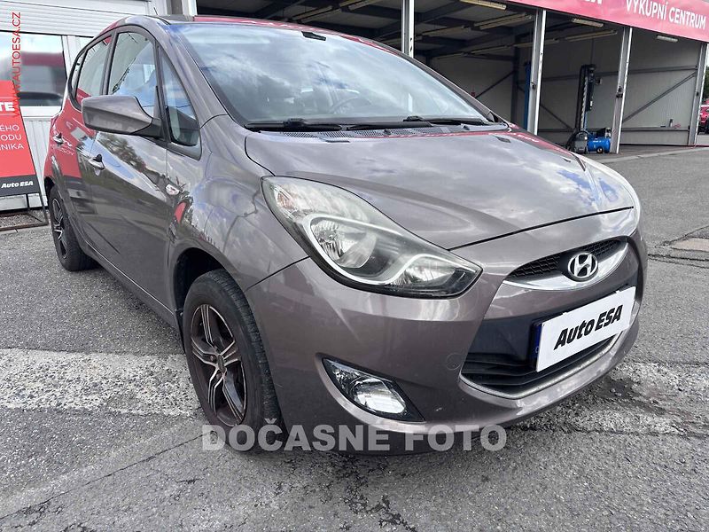 Hyundai ix20 (2013) 1.4i, 2.maj,ČR, AC, el. - fotka 1 z 3