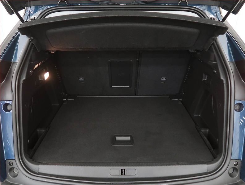 Peugeot 3008 (2022) Active Pack 1.2 PureTech - fotka 13 z 24
