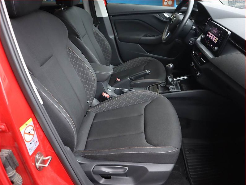 Škoda Kamiq (2019) 1.0 TSI, Serv.kniha, Tempomat - fotka 8 z 20