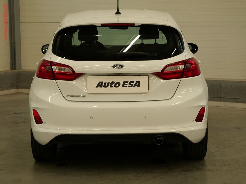 Ford Fiesta (2018) 1.0EB, ČR, AC, výhřev sed. - fotka 5 z 23