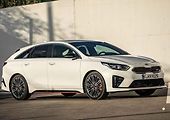 Kia Proceed - 494980 Kč