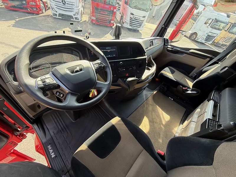 MAN TGX18.470 EURO 6 MEGA/lowdeck - fotka 11 z 15