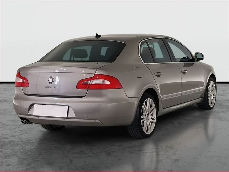 Škoda Superb (2010) Elegance 2.0 TDI, Automat - fotka 5 z 20