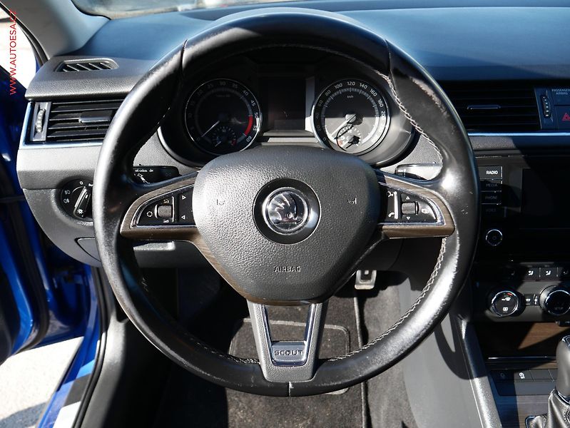 Škoda Octavia (2014) 2.0 TDi 4x4, DSG - fotka 16 z 23