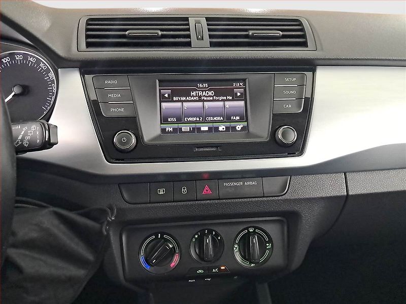 Škoda Fabia (2016) 1.4 TDI, Tempomat - fotka 12 z 17