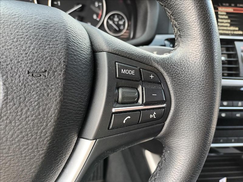 BMW X4 2,0 xDrive20d,MANUÁL,NAVI, - fotka 30 z 41