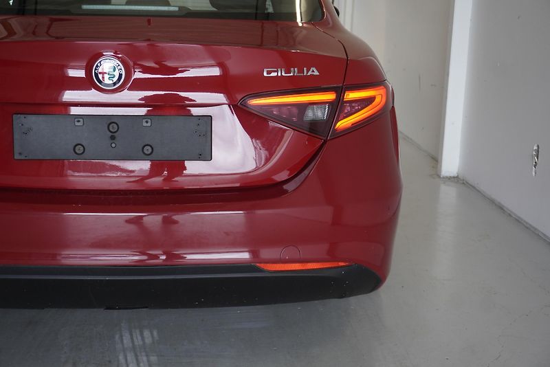 Alfa Romeo Giulia 2.0 TURBO 147kW, 66 000KM !!! - fotka 7 z 26