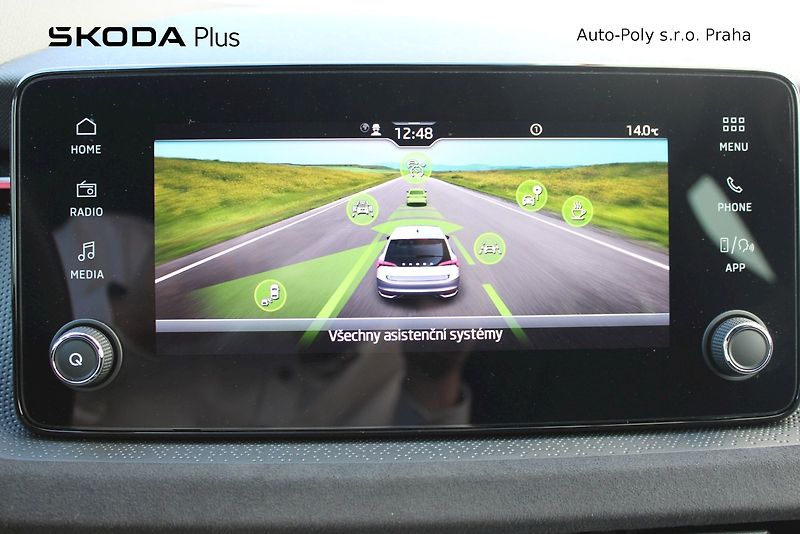 Škoda Scala (2025) 1.0 TSI 85 kW Drive - fotka 21 z 26