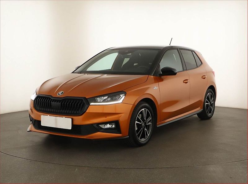 Škoda Fabia (2025) 1.0 TSI, MONTE CARLO, AUTOMAT - fotka 2 z 14