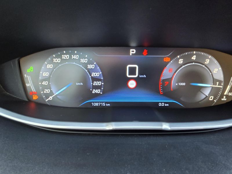 Peugeot 3008 (2017) 1.2 PT 130 ALLURE EAT6 - fotka 14 z 30