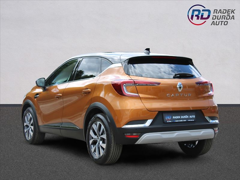 Renault Captur 1,3 TCe  1.MAJ,AUTOMAT,INTENS - fotka 7 z 35