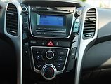 Hyundai i30 (2016) 1.6 MPI, Navi, Tempomat - náhled 12