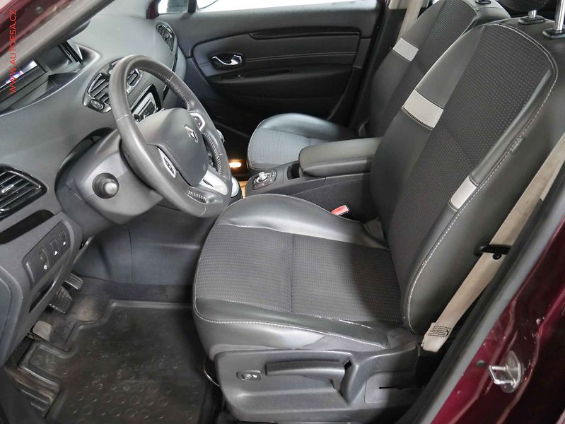 Renault Scénic (2013) 1.6 dCi, ČR, Xenon, AC - fotka 9 z 24