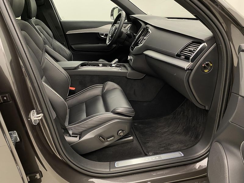 Volvo XC90 B5 AWD BRIGHT PLUS AUT 7míst - fotka 24 z 64