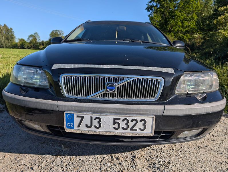 Volvo V70 (2001) - fotka 1 z 27