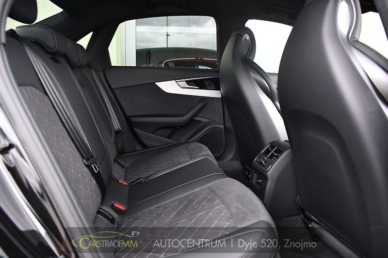 Audi A4 40TDi Competition Plus/S-line - fotka 18 z 49