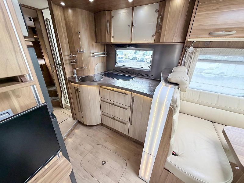 Pilote (2012) G832XLG Explorateur - fotka 16 z 34