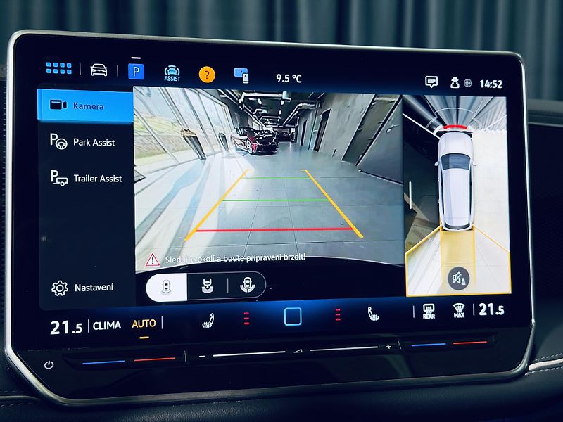 Volkswagen Passat (2025) 1.5Tsi*TAŽ*MASAŽE*360°KAMERY* - fotka 28 z 37