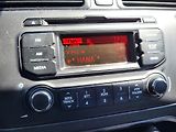 Kia Rio 1.4 i DOHC 16V 80kW - náhled 15