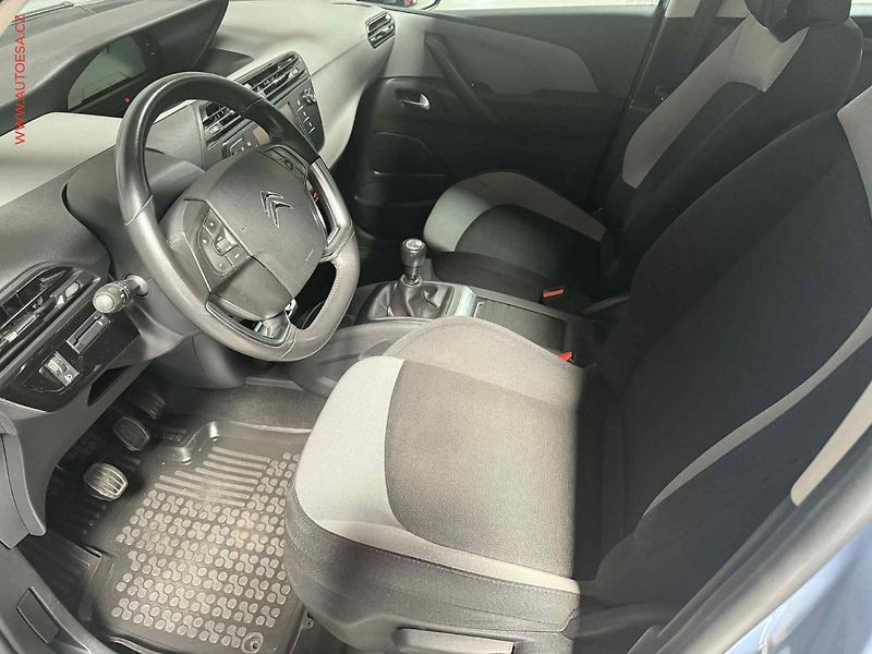 Citroën C4 Picasso (2016) 2.0 HDI 7míst, Navi, panorama - fotka 11 z 21