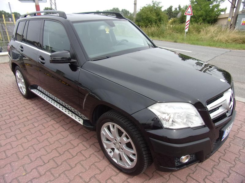 Mercedes-Benz GLK (2009) 350 CDI V6 4MATIC TEMP AC - fotka 12 z 36