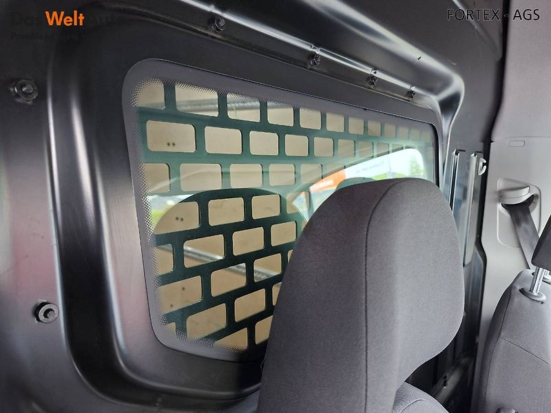 Volkswagen Crafter (2021) dlouhý,2.0 TDI,103kW,Tažné,Kam - fotka 21 z 32