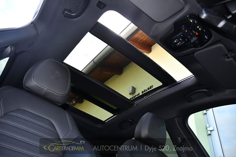 Alfa Romeo Stelvio 2.0 Turbo 16V 206kW Veloce Q4 - fotka 46 z 53