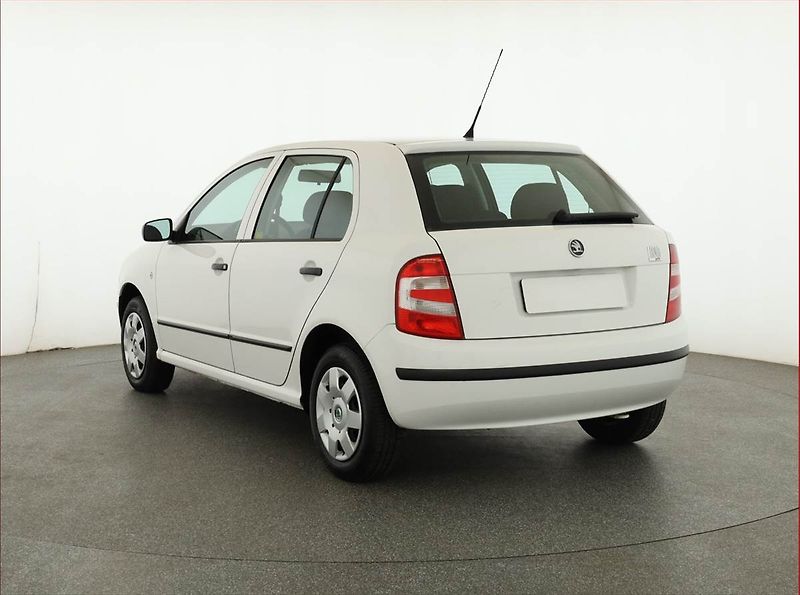 Škoda Fabia (2006) 1.2 12V, po STK, pěkný stav - fotka 4 z 14