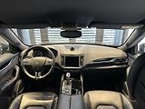 Maserati Levante (2021) GT 330HP Zegna Interior - náhled 12