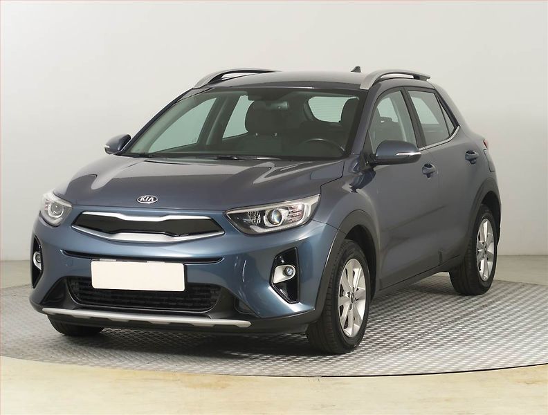 Kia Stonic (2020) 1.0 T-GDI, ČR,1.maj - fotka 2 z 23