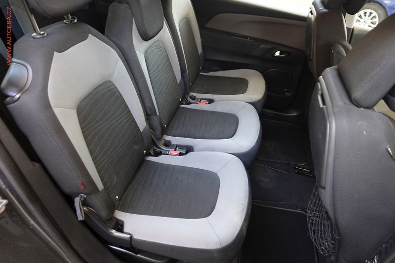 Citroën C4 Picasso (2015) 1.6HDi, 1.maj, AC, TZ, temp. - fotka 14 z 23