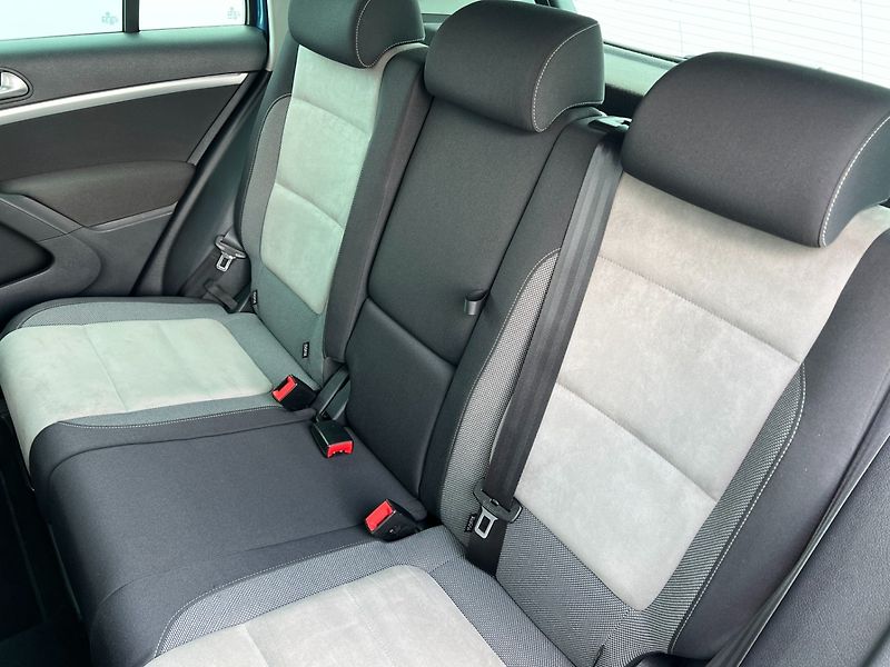 Volkswagen Tiguan (2012) 1.4TSi Sport & Style 4Motion - fotka 19 z 34