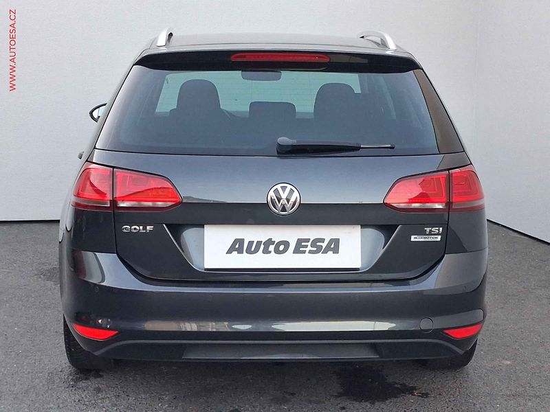 Volkswagen Golf (2016) 1.2 TSi, Allstar, park.čidla - fotka 5 z 17